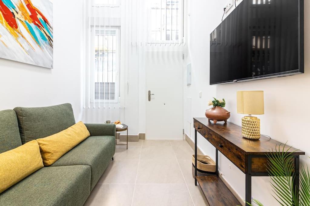 Ayala Freshapartments Малага Экстерьер фото